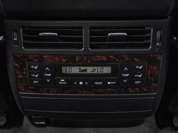 Toyota Land Cruiser, 200 Series Рестайлинг 1 фото №24