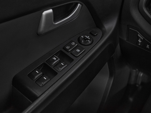 Kia Sportage, III фото №11