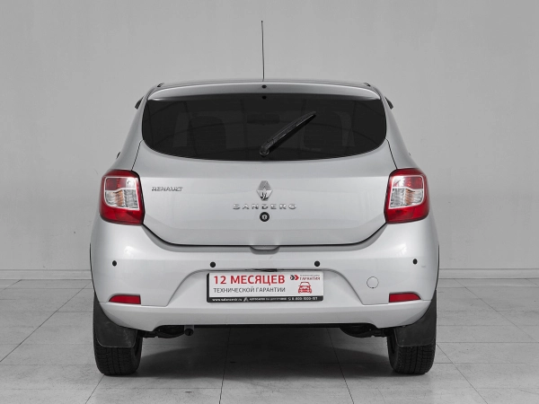 Renault Sandero, II фото №5