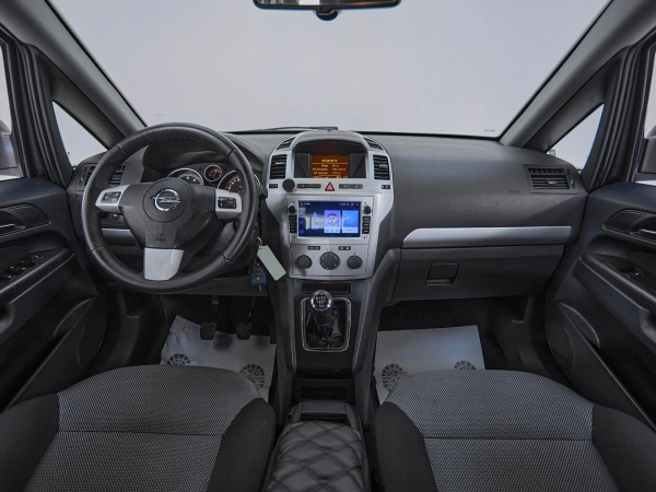 Opel Zafira, C фото №8