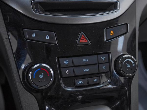 Chevrolet Orlando, I фото №16