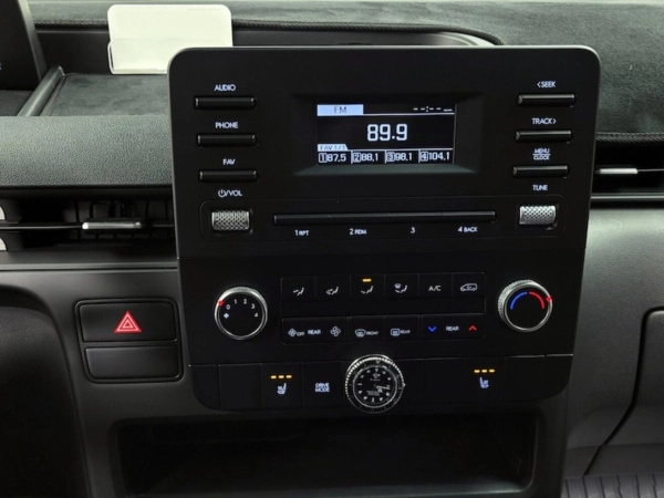 Hyundai Staria, I фото №11