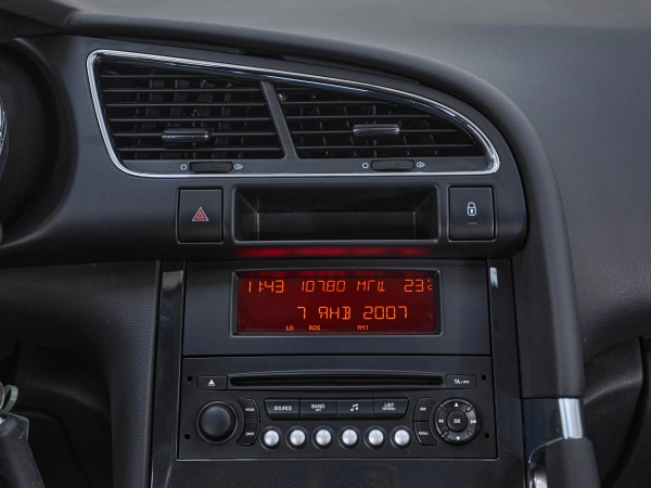 Peugeot 3008, I фото №12