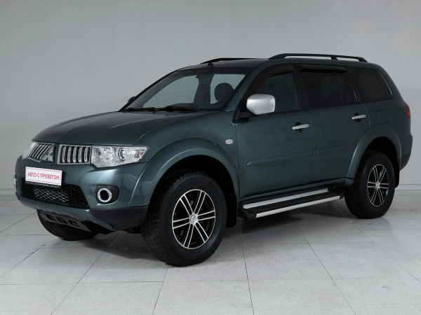 Mitsubishi Pajero, IV фото №1