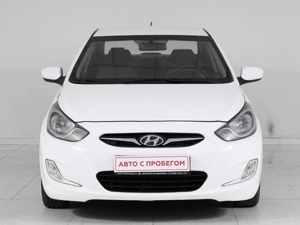Hyundai Solaris, I фото №2