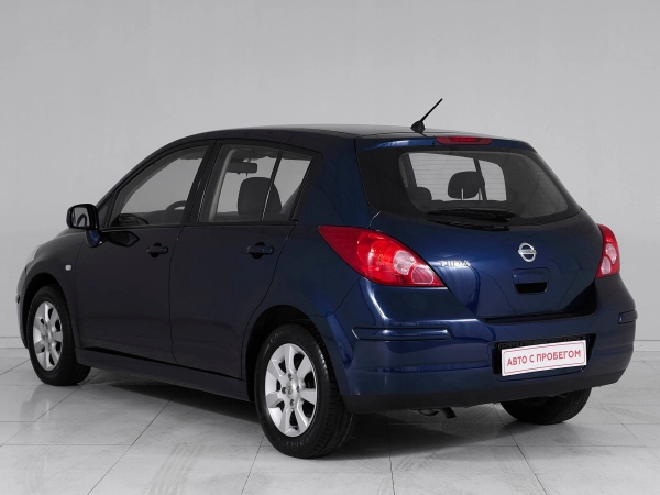 Nissan Tiida, I Рестайлинг фото №4