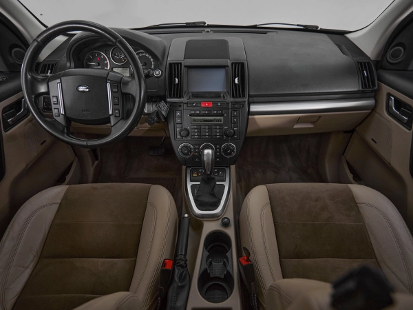 Land Rover Freelander, II Рестайлинг фото №8
