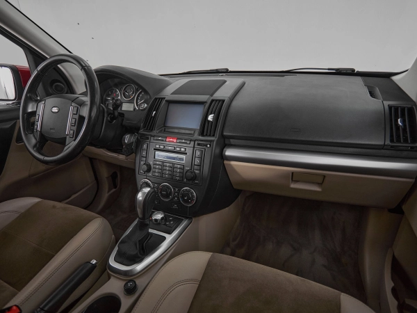 Land Rover Freelander, II Рестайлинг фото №9