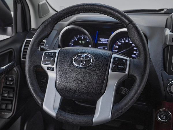 Toyota Land Cruiser Prado, 150 Series Рестайлинг 1 фото №10