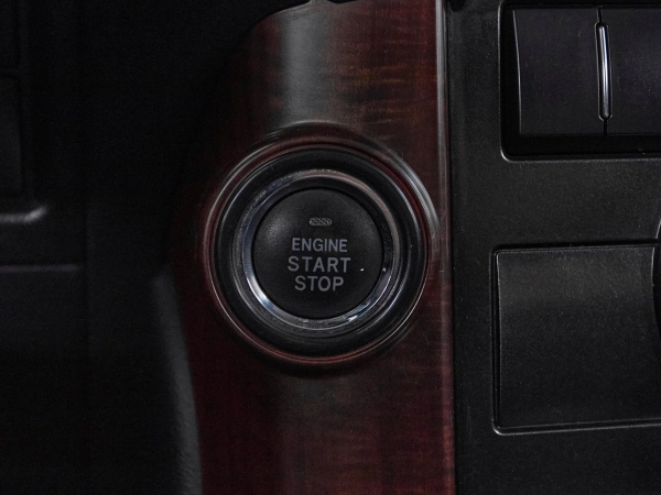 Toyota Land Cruiser Prado, 150 Series Рестайлинг 1 фото №13