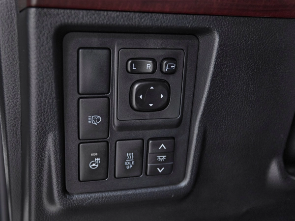 Toyota Land Cruiser Prado, 150 Series Рестайлинг 1 фото №19