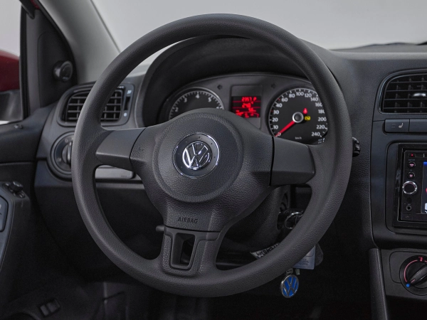 Volkswagen Polo, V фото №10