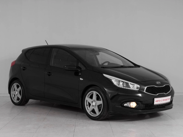 Kia Ceed, II фото №3