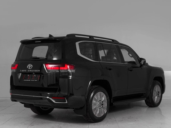 Toyota Land Cruiser, 300 Series фото №6