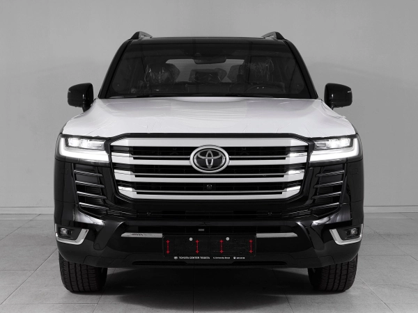 Toyota Land Cruiser, 300 Series фото №2