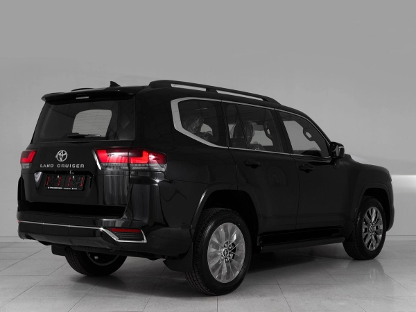 Toyota Land Cruiser, 300 Series фото №6