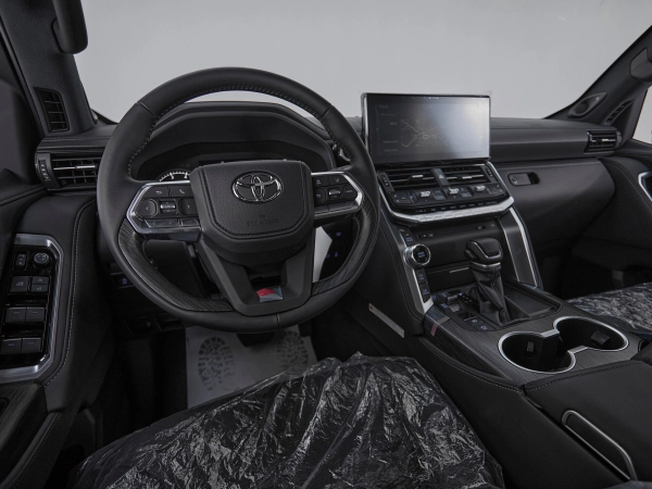 Toyota Land Cruiser, 300 Series фото №8
