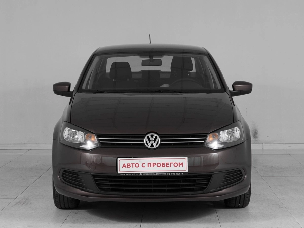 Volkswagen Polo, V Рестайлинг фото №2