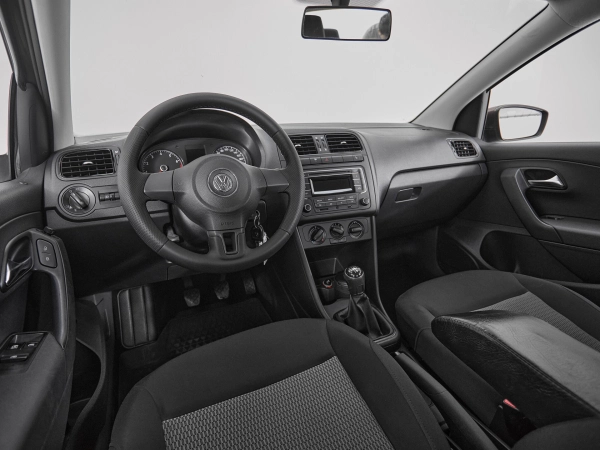 Volkswagen Polo, V Рестайлинг фото №7