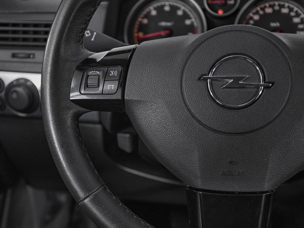 Opel Astra, H Рестайлинг фото №10