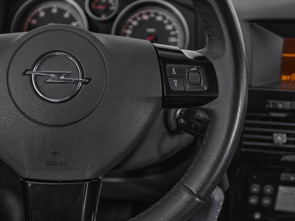 Opel Astra, H Рестайлинг фото №11