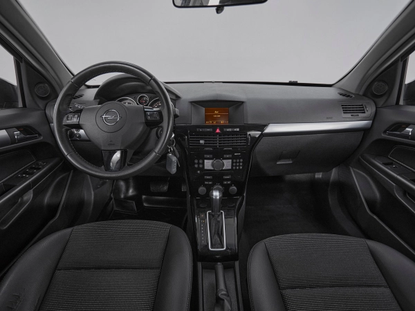 Opel Astra, H Рестайлинг фото №7