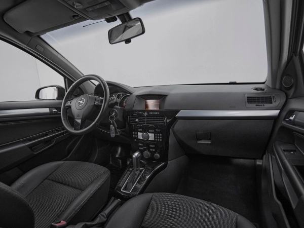 Opel Astra, H Рестайлинг фото №8