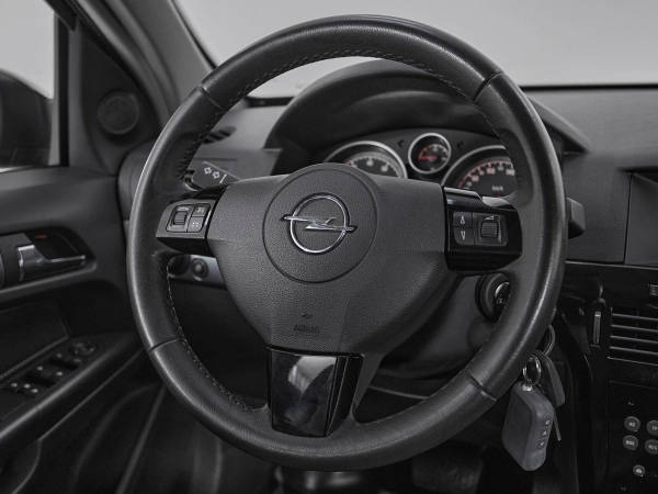 Opel Astra, H Рестайлинг фото №9
