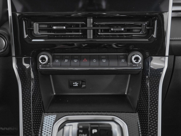 Haval M6, II фото №15