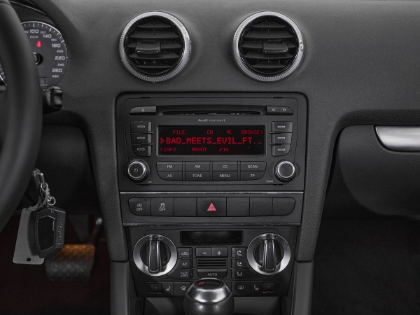 Audi A3, II (8P) Рестайлинг 2 фото №11