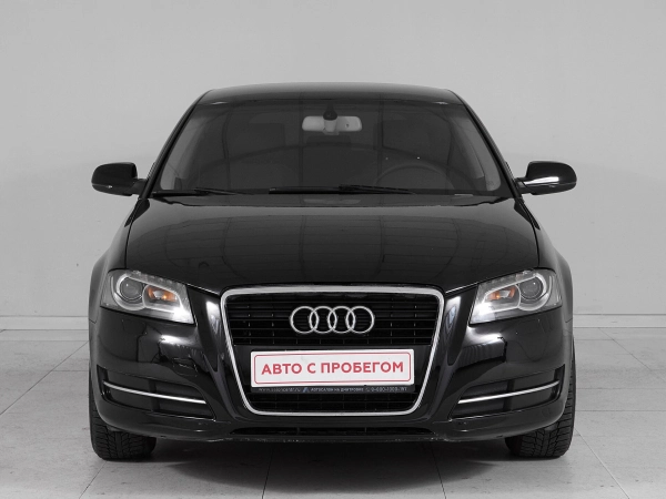 Audi A3, II (8P) Рестайлинг 2 фото №2