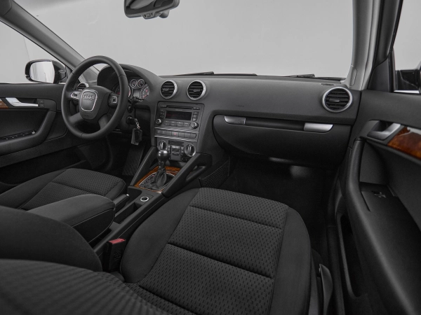 Audi A3, II (8P) Рестайлинг 2 фото №9
