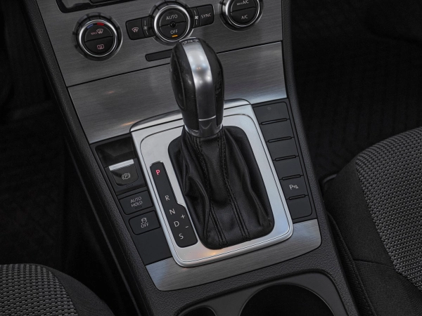 Volkswagen Passat, B7 фото №14