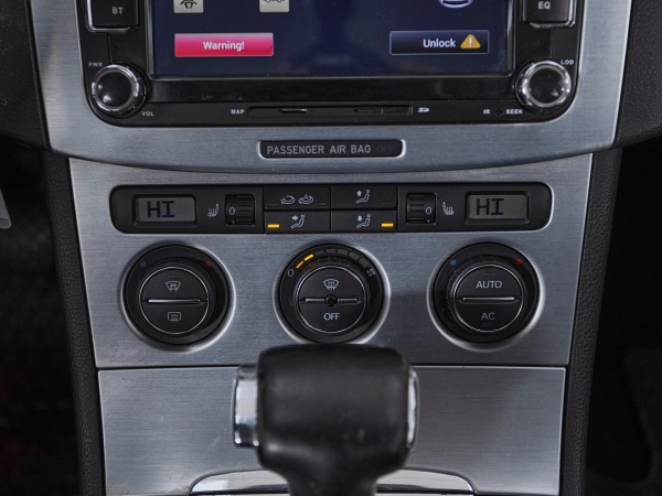 Volkswagen Passat, B6 фото №13