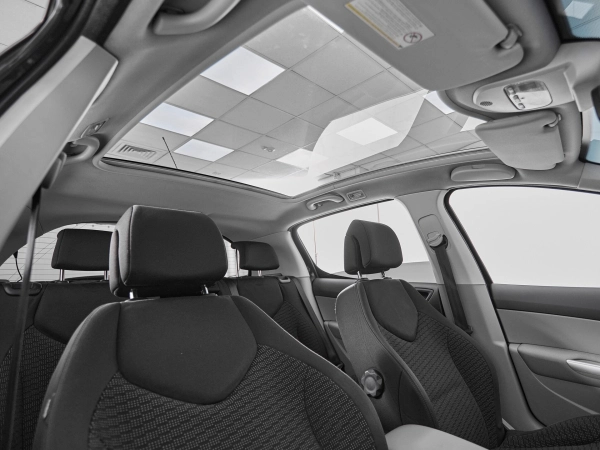 Peugeot 308, I фото №7