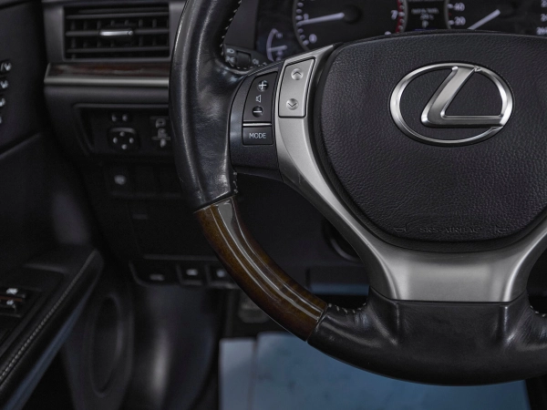 Lexus ES, VI фото №11