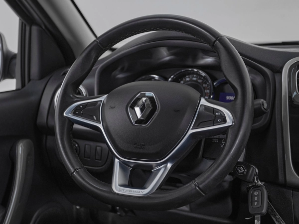 Renault Sandero, II Рестайлинг фото №10