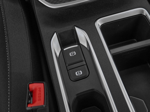 Haval M6, II фото №17