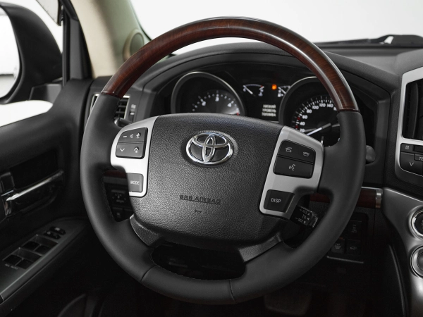Toyota Land Cruiser, 200 Series Рестайлинг 1 фото №10