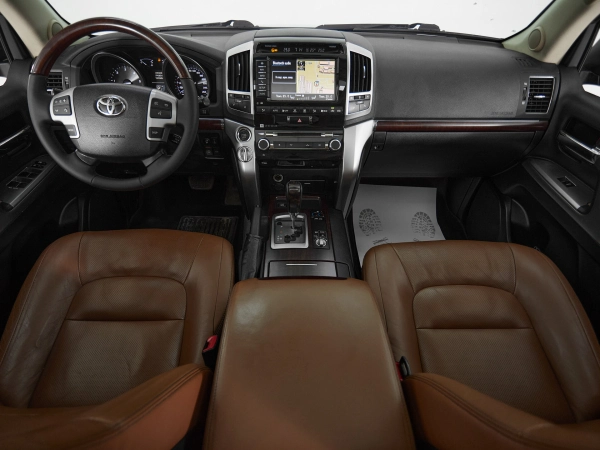 Toyota Land Cruiser, 200 Series Рестайлинг 1 фото №8