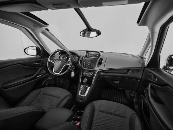 Opel Zafira, C фото №10