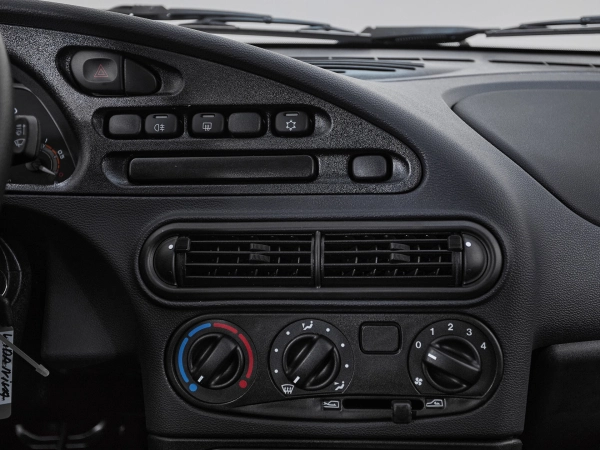 Lada (ВАЗ) Niva Travel, I фото №15