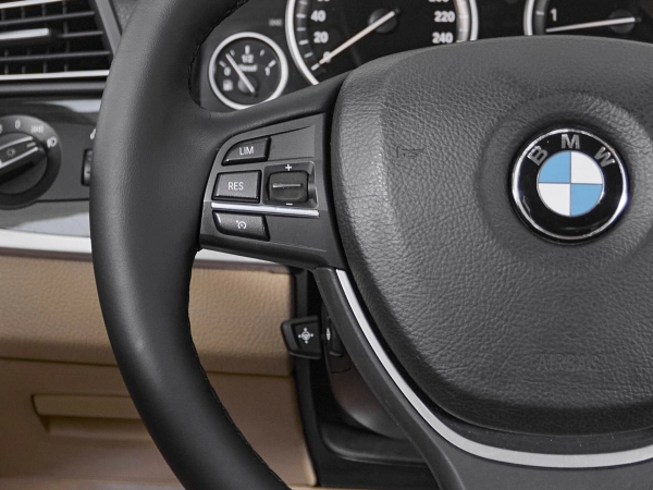 BMW 5 серии, VI (F10/F11/F07) фото №11