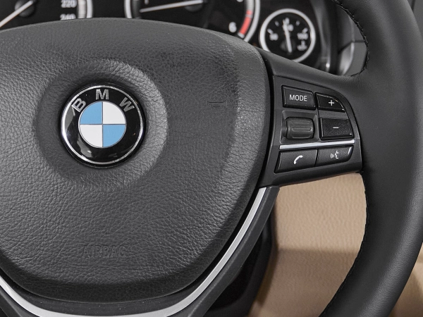 BMW 5 серии, VI (F10/F11/F07) фото №12