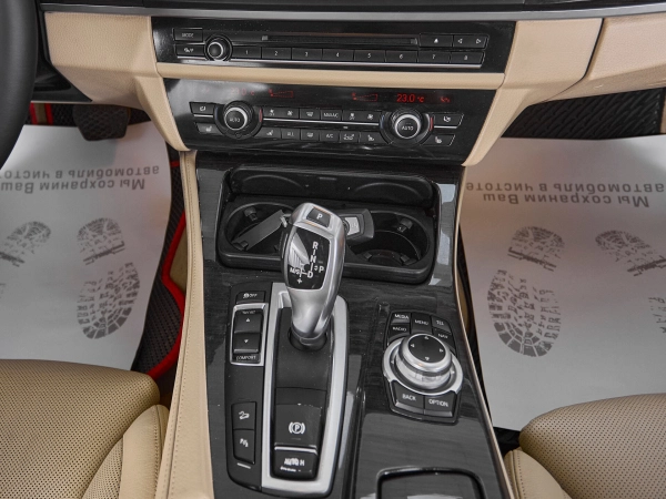BMW 5 серии, VI (F10/F11/F07) фото №18