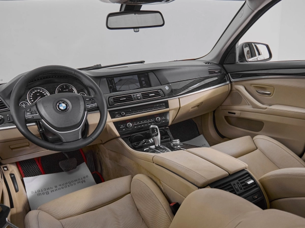 BMW 5 серии, VI (F10/F11/F07) фото №7