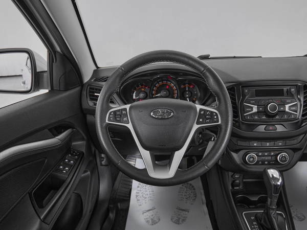 Lada (ВАЗ) Vesta, I фото №10