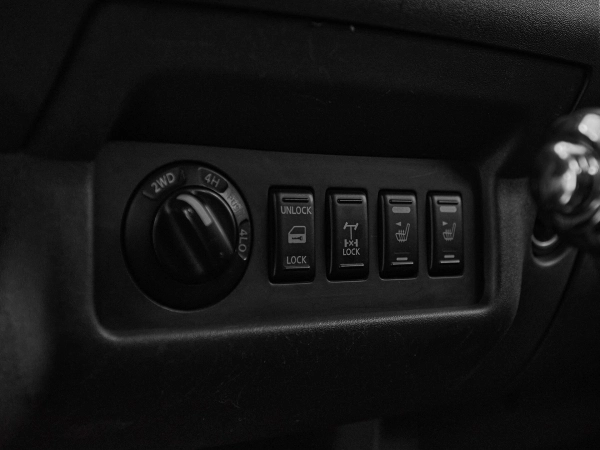 Nissan Navara (Frontier), III (D40) фото №11