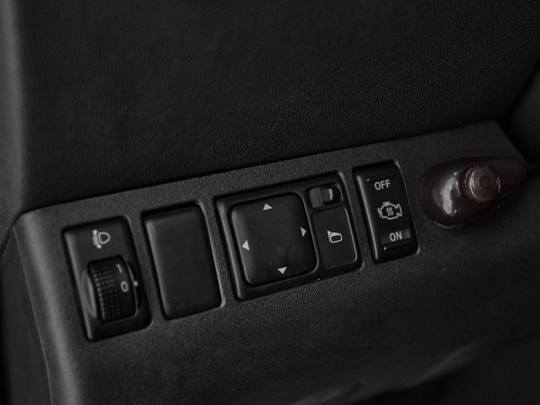 Nissan Navara (Frontier), III (D40) фото №12