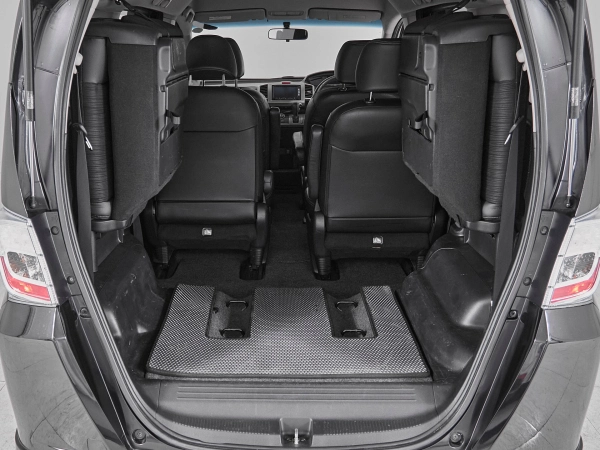 Honda Freed, I Рестайлинг фото №19